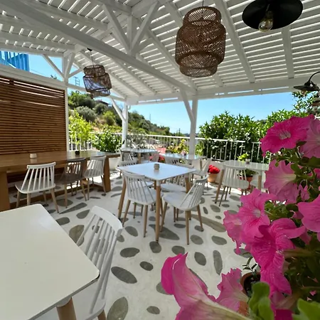 Lägenhetshotell Galini Hellenic Hospitality 2*
